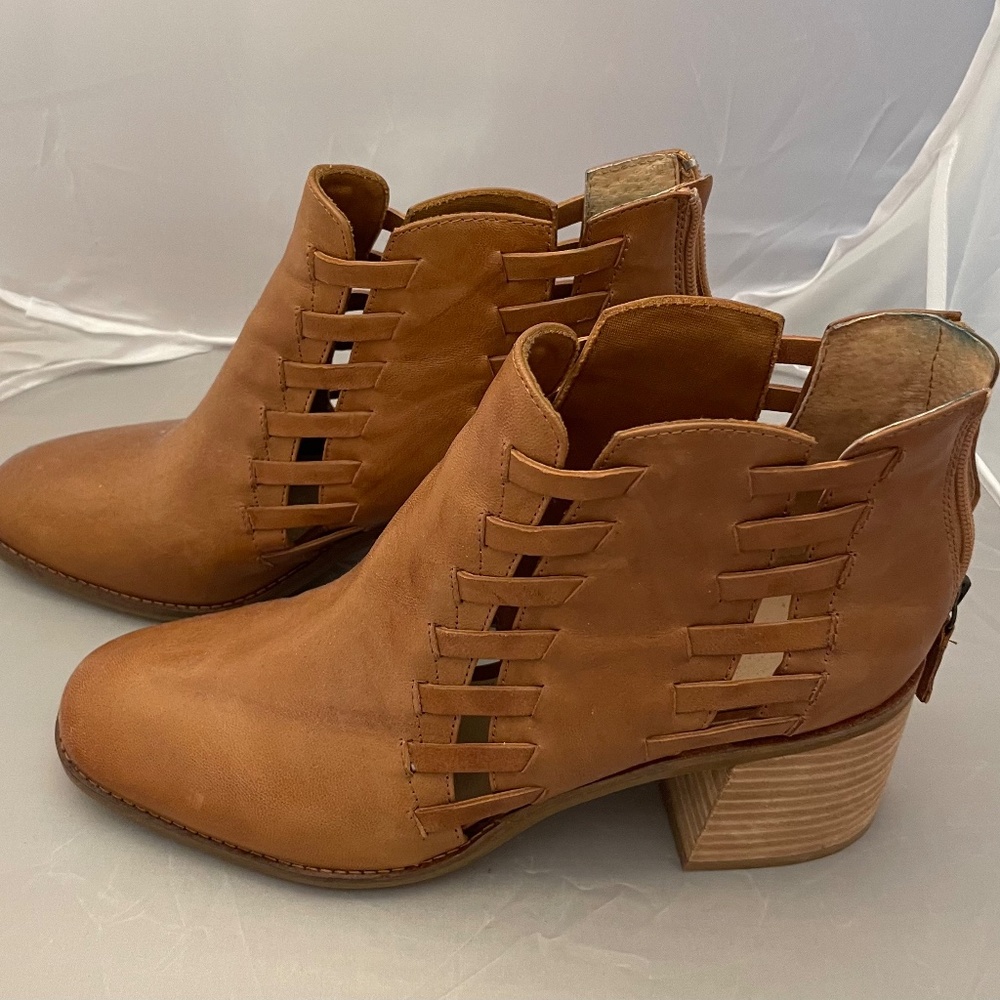 Brown leather Booties - Kelsi Dagger size 9.5